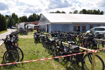 Foto des Albums: Stimmungsvolle Volksfesttage in Bildern