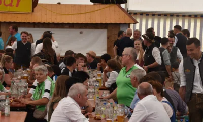 Foto des Albums: Stimmungsvolle Volksfesttage in Bildern