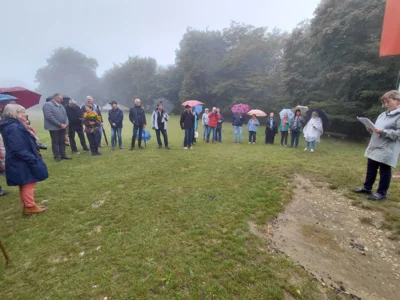 Gedenkfeier auf dem Ostlandkreuz  (Bild vergr&ouml;&szlig;ern)