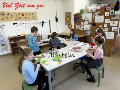 Viel Zeit um zu basteln  (Bild vergr&ouml;&szlig;ern)