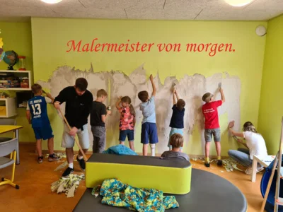 Malermeister von morgen  (Bild vergr&ouml;&szlig;ern)