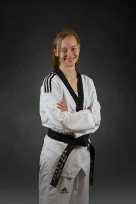 Trainerportrait - Emely  (Bild vergr&ouml;&szlig;ern)
