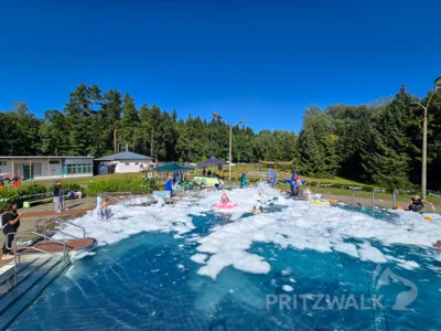 Foto des Albums: Neptunfest wurde doch noch schön