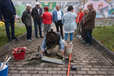 Foto des Albums: Eine Schwelle der Erinnerung für über 12.000 Menschen. 20. September 2024