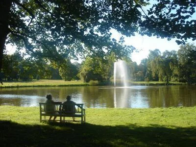 Bild: Inselteich, Foto Helga Holz