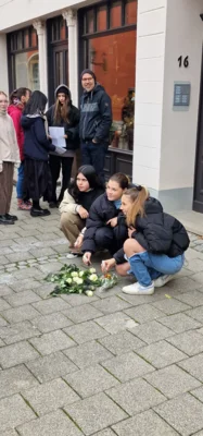 Foto des Albums: Vor 85 Jahren, wir erinnern uns! Die Stolpersteine in Kahla, 9. November 2023