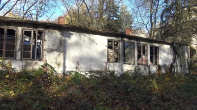 Foto des Albums: Abriss ehemaliger Krankenbaracken in Hummelshain,  16. November 2023