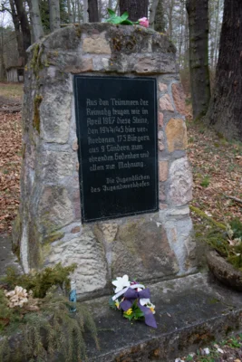 Foto des Albums: 13. April 1945 / 13. April 2020 – zum 75. Jahrestag gedenken wir der Opfer der “REIMAHG” und ihrer Befreier