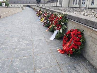 Foto des Albums: Vereinsexkursion nach Nürnberg, München (ehem. KZ Dachau), Berchtesgaden und Österreich (Gedenkstätten Mauthausen, Sankt Georgen und Ebensee)