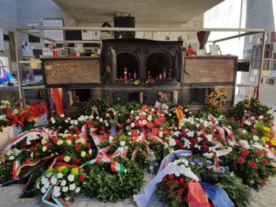 Foto des Albums: Vereinsexkursion nach Nürnberg, München (ehem. KZ Dachau), Berchtesgaden und Österreich (Gedenkstätten Mauthausen, Sankt Georgen und Ebensee)