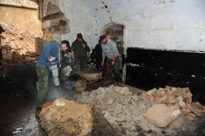 Foto des Albums: Organisation und Unterstützung bei der Restaurierung von Fort Saint-Héribert, Namur über mehrere Monate