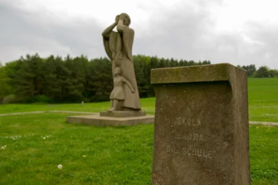 Foto des Albums: Einladung und Teilnahme an Gedenkveranstaltungen in Birmerstorf (Aargau) Schweiz, in Rutten und Ypern/Belgien, in Eindhoven/Holland und in Lidice, Theresienstadt und Plzen/Tschechien