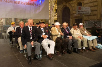 Foto des Albums: Einladung und Teilnahme an Gedenkveranstaltungen in Birmerstorf (Aargau) Schweiz, in Rutten und Ypern/Belgien, in Eindhoven/Holland und in Lidice, Theresienstadt und Plzen/Tschechien