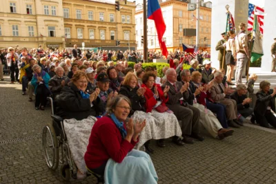Foto des Albums: Einladung und Teilnahme an Gedenkveranstaltungen in Birmerstorf (Aargau) Schweiz, in Rutten und Ypern/Belgien, in Eindhoven/Holland und in Lidice, Theresienstadt und Plzen/Tschechien
