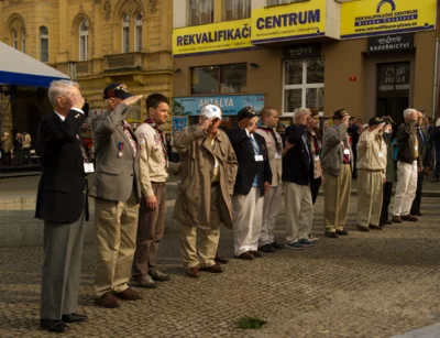 Foto des Albums: Einladung und Teilnahme an Gedenkveranstaltungen in Birmerstorf (Aargau) Schweiz, in Rutten und Ypern/Belgien, in Eindhoven/Holland und in Lidice, Theresienstadt und Plzen/Tschechien