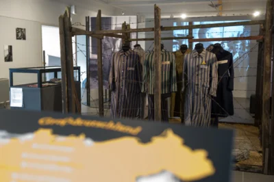 Foto des Albums: Unterstützung und Teilnahme an Ausstellung und Gedenkfeier im ehemaligen KZ Breendonk