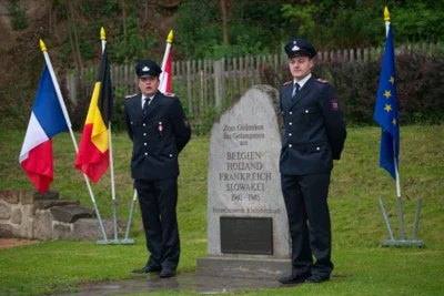 Foto des Albums: Teilnahme an Gedenkfeier am Walpersberg, Eichenberg, Kahla, Langenorla