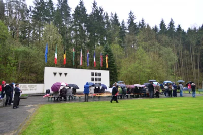 Foto des Albums: Teilnahme an den Gedenkfeierlichkeiten am Walpersberg, Langenorla und Kahla,  Betreuung und Begleitung ehemaliger Zwangsarbeiter, Familienangehöriger und ausländischer Gäste