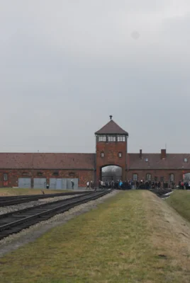 Foto des Albums: Begleitung und Betreuung von 200 Jugendlichen aus Belgien zu den Gedenkfeierlichkeiten in Auschwitz-Birkenau, Polen