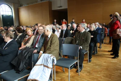 Foto des Albums: Einladung der Stadt Dortmund und Teilnahme an der Eröffnung der Ausstellung „Zwangsarbeit“ der Gedenkstätte Buchenwald