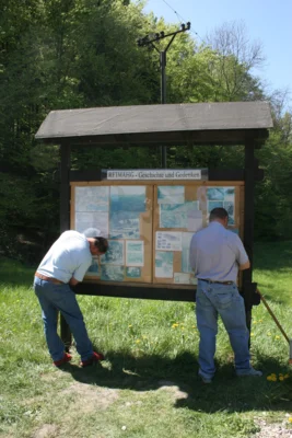 Foto des Albums: Neue Infotafel Leubengrund 2007