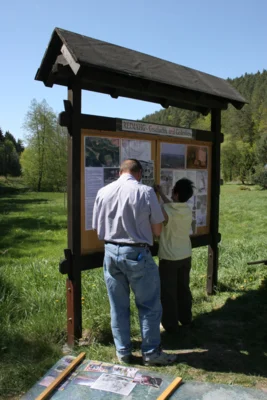 Foto des Albums: Neue Infotafel Leubengrund 2007