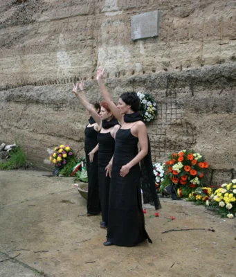 Foto des Albums: Gedenkfeier Walpersberg 2004