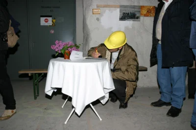 Foto des Albums: Gedenkfeier Walpersberg 2004