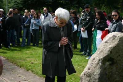 Foto des Albums: Gedenkfeier Hummelshain