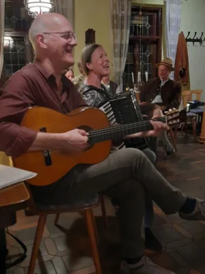Vorschaubild: Geselliger Abend mit Franz-Josef Schramm und Steffi Zachmeier in Schönau/Rhön, Gasthaus Krone