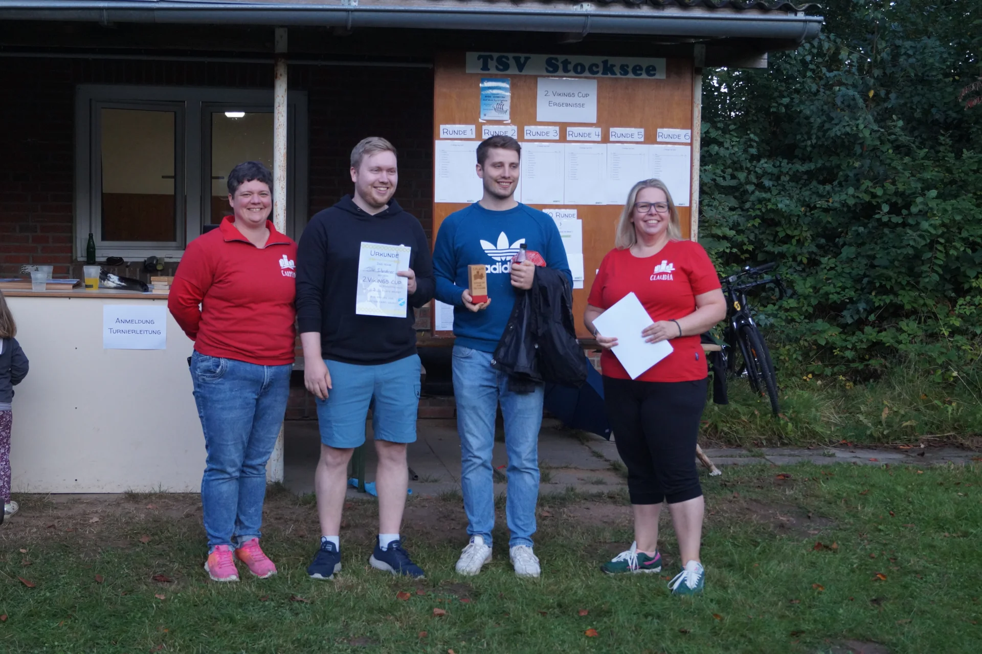 Bild: Platz 3 Die Wanderer