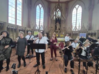 2025 Lulu Big Band Kirche Redefin SW (4) 