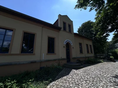 UWZ  (Bild vergr&ouml;&szlig;ern)