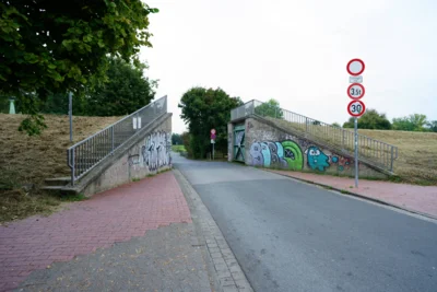 Deichtor an der D&uuml;sternstra&szlig;e in Ricklingen  (Bild vergr&ouml;&szlig;ern)