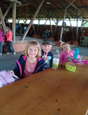 Foto des Albums: Wandertag Klasse 2 (Bockwindmühle, Obstgut Geier, Gasthof Lumzig)