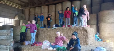 Foto des Albums: Wandertag Klasse 1 - Ziegenstall Gimmel