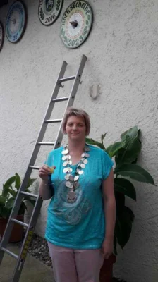Foto des Albums: Aufhängen der Königsscheiben