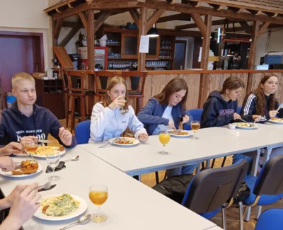 Foto des Albums: Begegnung von Jugendlichen aus Reggio Emilia und Schülern des Gymnasiums Kahla, 24. September 2025