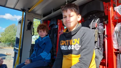 Foto des Albums: Besuch bei der Feuerwehr Jahrgang 4