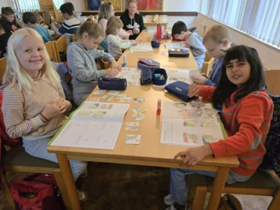 Foto des Albums: Besuch bei der Feuerwehr Jahrgang 4