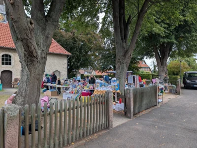 Foto des Albums: Dorfflohmarkt Völkenrode
