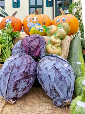 Foto des Albums: Bunt und lecker war der PriMa-Treff Herbst- und Kürbismarkt