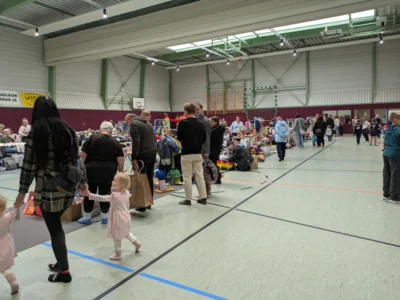 Foto des Albums: 3. Barfußflohmarkt Marnitz