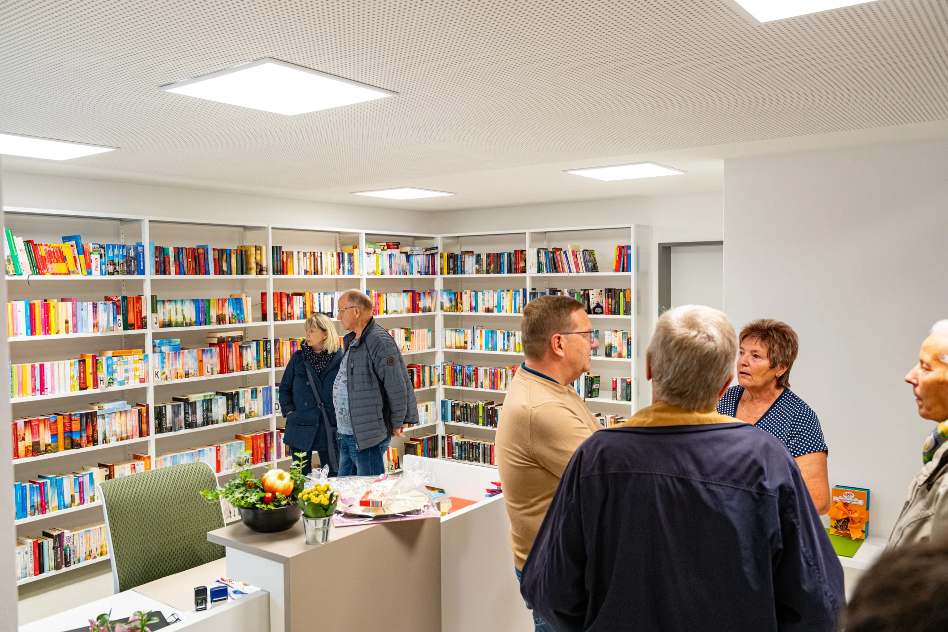 Bild: Bibliothek unten
