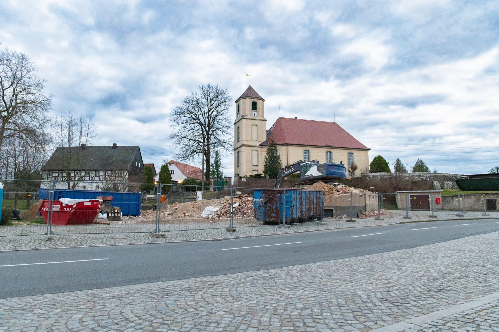 Bild: Abriss altes Gemeindeamt