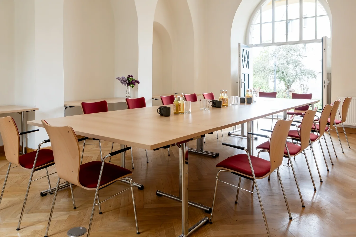 Bild: 01 Markgraftf Otto Blocktafel mit Blick raus
