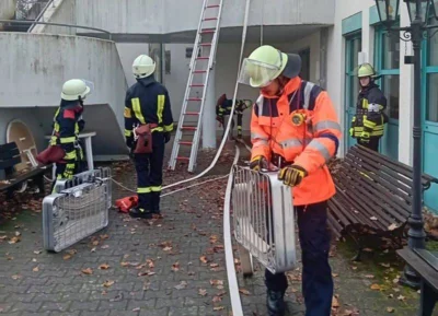 Foto des Albums: Die letzten Feuerwehreinsatzkräfte für dieses Jahr konnten ihren Grundlehrgang bestehen