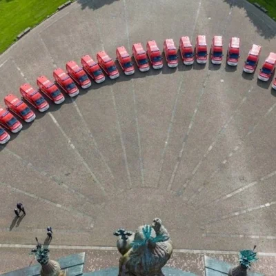 Foto des Albums: Land Hessen übergibt Gerätewagen für Brandschutzerziehung