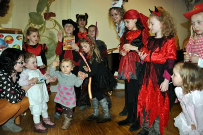 Foto des Albums: Смех и веселье на карнавальном вечере 2014 - 9