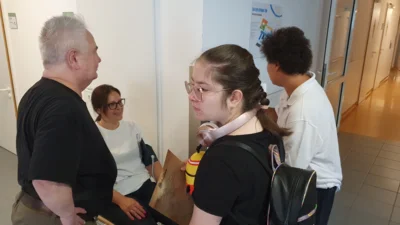 Unser Aktionsstand mit BLUTDRUCKMESS-Station_sehr beliebt bei den G&auml;sten 